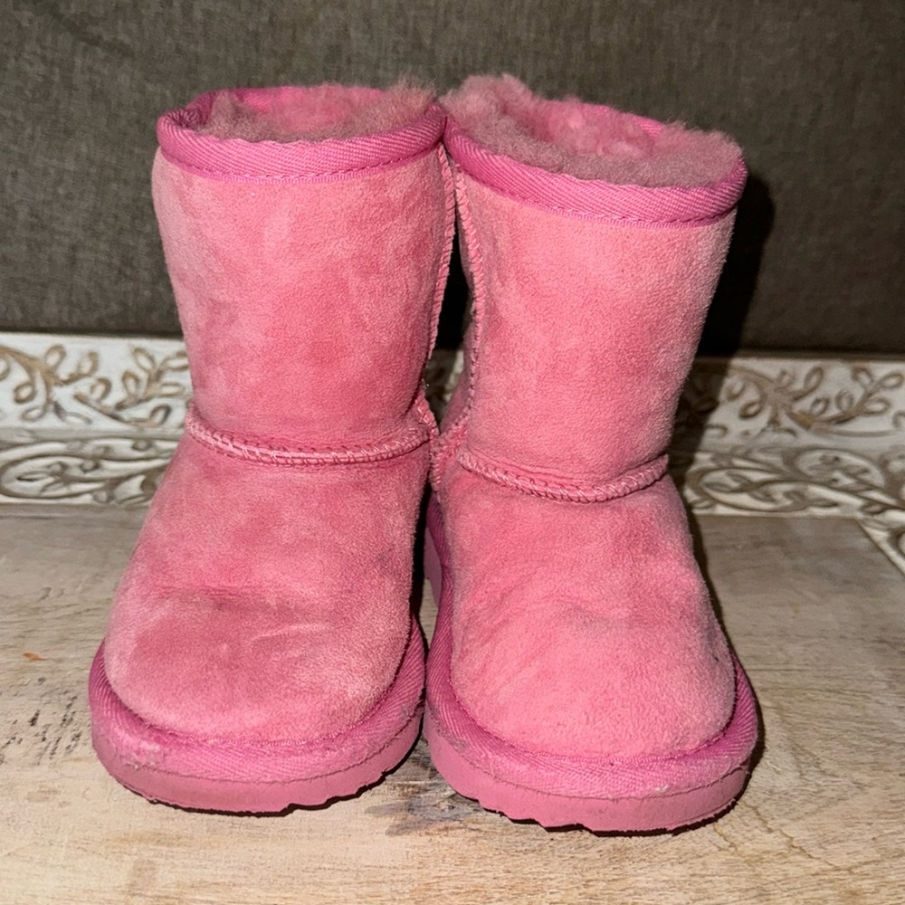 UGG boots pink toddler girl size 7